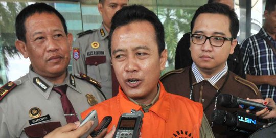 Kasus bupati Karawang, KPK periksa direktur sampai camat