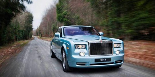 phantom 102ex electric car rev1