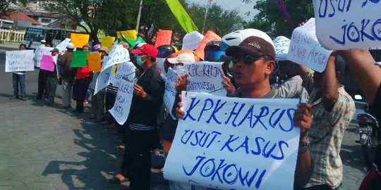 Di Solo Abraham disambut demo, KPK diminta usut korupsi Jokowi