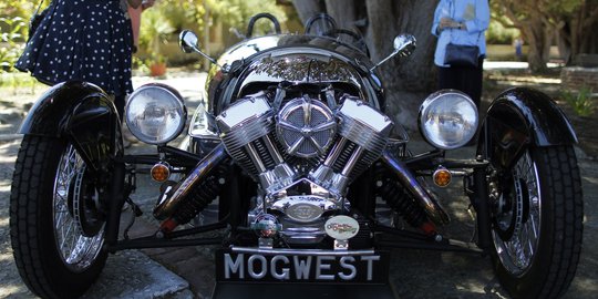 Uniknya mobil-mobil mungil di Little Car Show di California