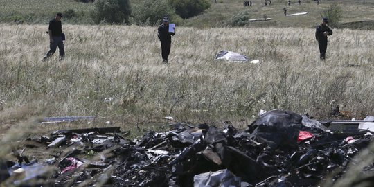 Cincin kawin bantu Polri identifikasi WNI korban MH17