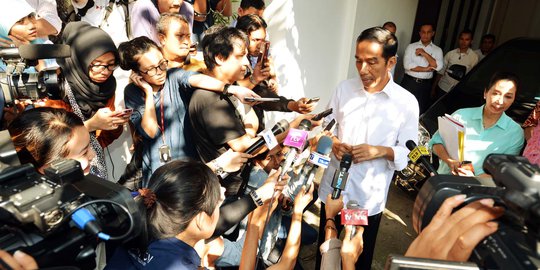 Jokowi mau menteri siaga 24 jam, jangan rangkap jabatan partai