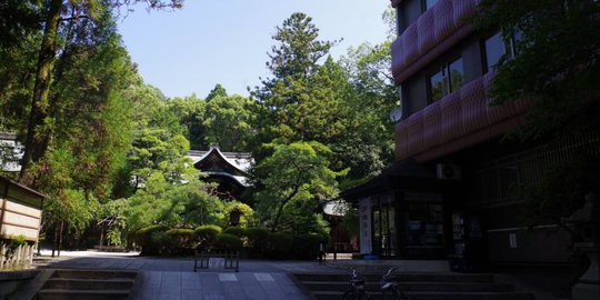 kuil okazaki jepang rev1