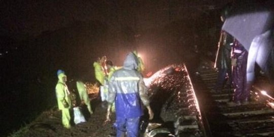 Rel Bojong Gede-Cilebut kembali dibuka, kecepatan KRL 5 Km/jam