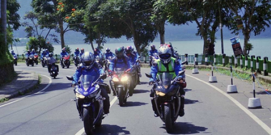 Yamaha ajak konsumen R25 turing kemerdekaan Bali-Solo 