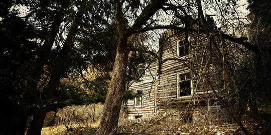 5 Rumah Hantu Terkenal yang Jadi Inspirasi Film Horor Hollywood