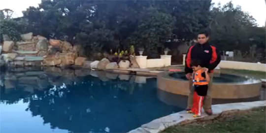 Video pertama yang menjadi inspirasi Ice Bucket Challenge