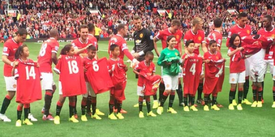 Chevrolet bawa 2 bocah Indonesia jadi maskot Manchester United