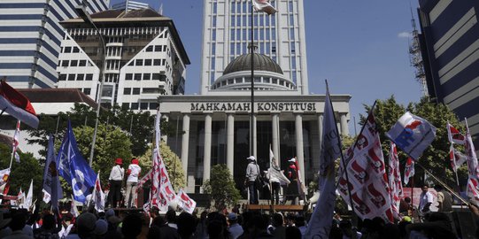Jelang putusan MK, ratusan kader Gerindra Riau geruduk Jakarta