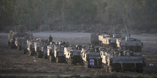 Barisan tank Israel kembali kepung perbatasan Jalur Gaza