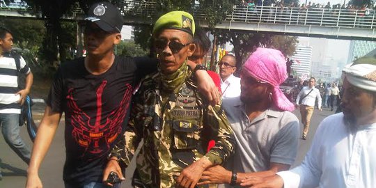 provokator ditangkap rev4