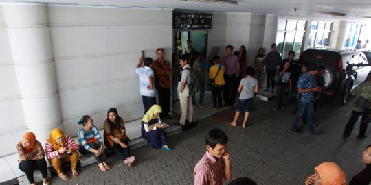 hamdan zoelva sampai bentrokan pendukung prabowo warnai google