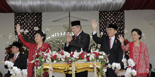Hujan deras warnai kedatangan Presiden SBY ke Raja Ampat Papua