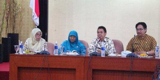 nur mahmudi dan tifatul rev1