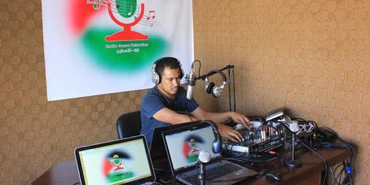 Radio Streaming Suara Palestina bikinan WNI mengudara dari Gaza