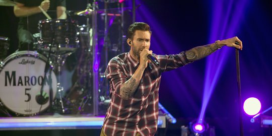 Luncurkan album baru, Maroon 5 gebrak panggung iHeartRadio