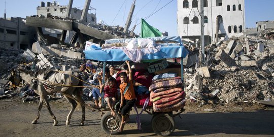 Perang berakhir, warga Gaza mulai kembali ke rumah