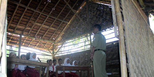 harus ngungsi ke dapur bila hujan deras rev1