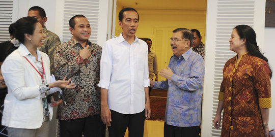 5 Untung rugi Jokowi naikkan harga BBM