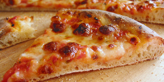 Peneliti nobatkan Mozzarella sebagai topping keju pizza terbaik