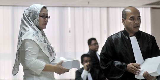 Mahasiswa Banten minta hakim vonis Atut hukuman maksimal