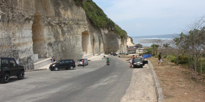 Dikunjungi pemeran Mahabharata Pantai Pandawa minim rambu 