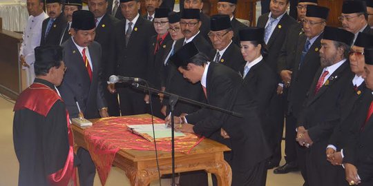 55 Anggota DPRD Bali dilantik