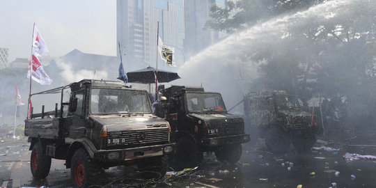 Polisi jangan takut usut walau Unimog punya mantan Panglima TNI