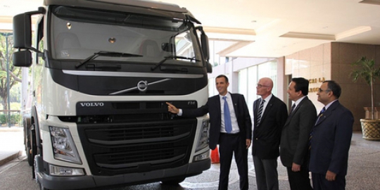  Volvo  Trucks  FM terbaru  ramaikan pasar truk  kargo 