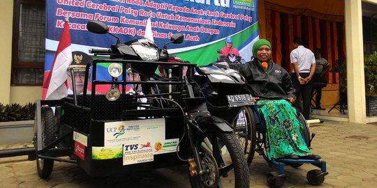 Penyandang paraplegia ini nekat keliling Indonesia naik motor
