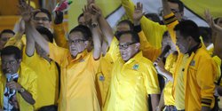 Internal Golkar retak, dukung Jokowi atau oposisi?