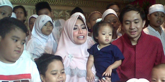 Ultah ke-30, Ayu Dewi dapat kado spesial dari suami
