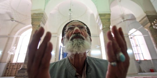 Empat pria India ditangkap sebab masuk Islam