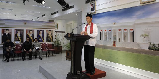 Jokowi bakal monitor berita online dengan 'gadget intelijen'