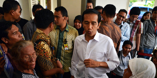 Malam ini Jokowi bertemu Wiranto di Kantor Transisi