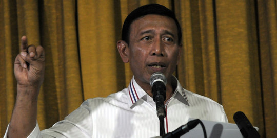 Jokowi dihadapkan risiko besar, Wiranto lobi elite Merah Putih