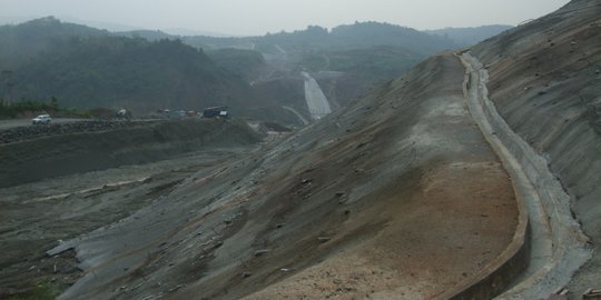 Penyelesaian waduk Jatigede terhambat 6.000 kepala keluarga