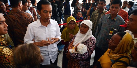 Jokowi: Masak dari tangan rakyat kembali ke DPRD!