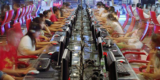 Komputer di warnet lebih kotor dibandingkan dudukan toilet?