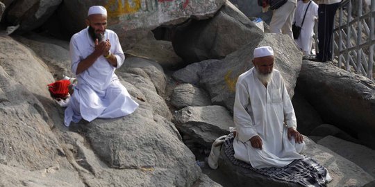 Kisah Pak Tua di Semarang yang berhaji ke Mekkah dalam sekejap