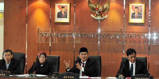 mk prabowo juga gugat ke dkpp rev2
