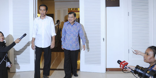 Jokowi: 18 Menteri dari profesional, 16 dari partai