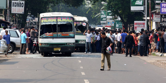 Bentrok di Pasar Tanah Tinggi dipicu rebutan lahan parkir