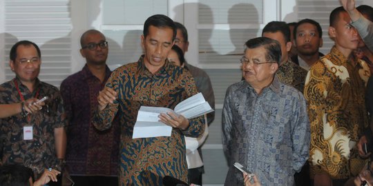 Dikritik kabinet gemuk, Jokowi mau hapus kementerian tak penting