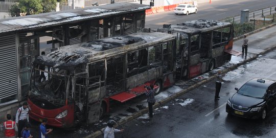 Kasus Transjakarta terbakar karena sistem perkabelan rusak