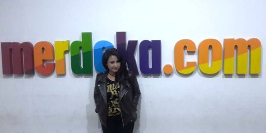 foto disebar karena yurel sakit hati rev3