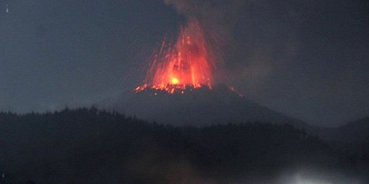 Mbah Rono sebut Gunung Slamet beberapa kali meletus