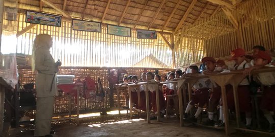14 Tahun Banten 'merdeka', pendidikan masih saja terbengkalai