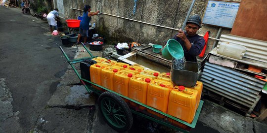 Pemprov DKI batasi penggunaan air bersih bagi warga miskin