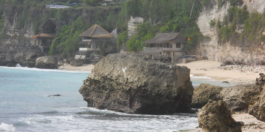 Tak cuma buat pesta, villa di Kuta kerap dipakai buat pesta seks